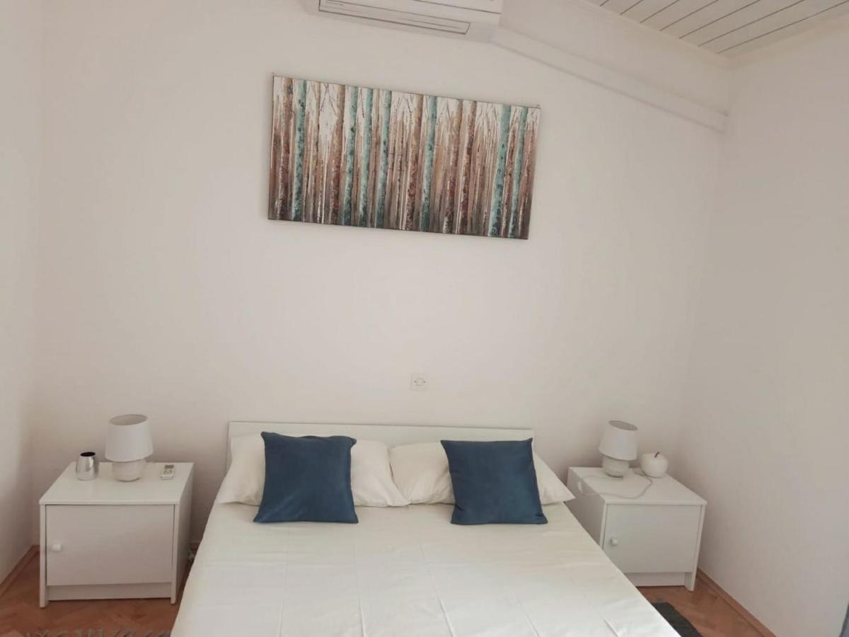 Apartman Biokovo Baška Voda Eksteriør billede